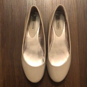 nude steve madden flats